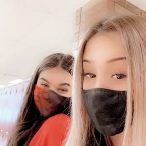 Meet your Posher, Kaelyn